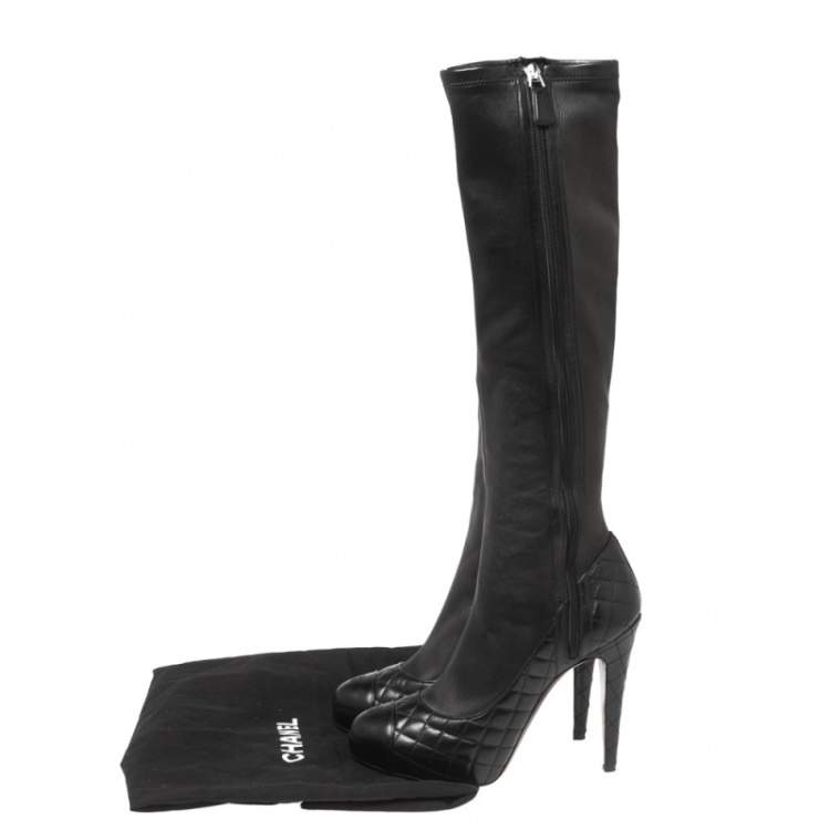 Pre Owned Chanel Black Quilted and Leather CC Cap-Toe Knee Length Boots Size 40.5
