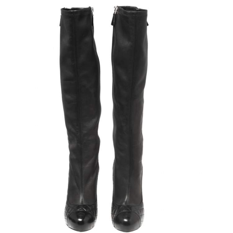 Pre Owned Chanel Black Quilted and Leather CC Cap-Toe Knee Length Boots Size 40.5