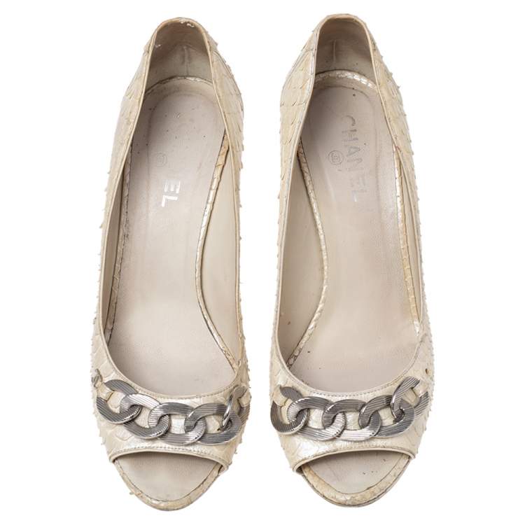 Pre Owned  Chanel Cream Python Leather CC Chain Detail Peep Toe Pumps Size 39.5