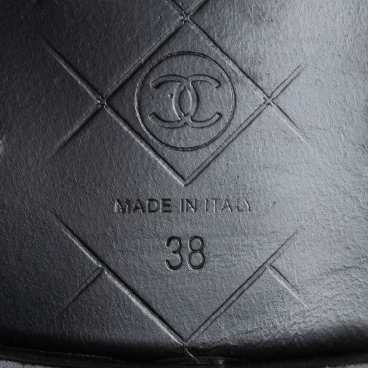 Pre Owned Chanel Black Leather and Quilted Flap Turn Lock CC Loafers Size 38