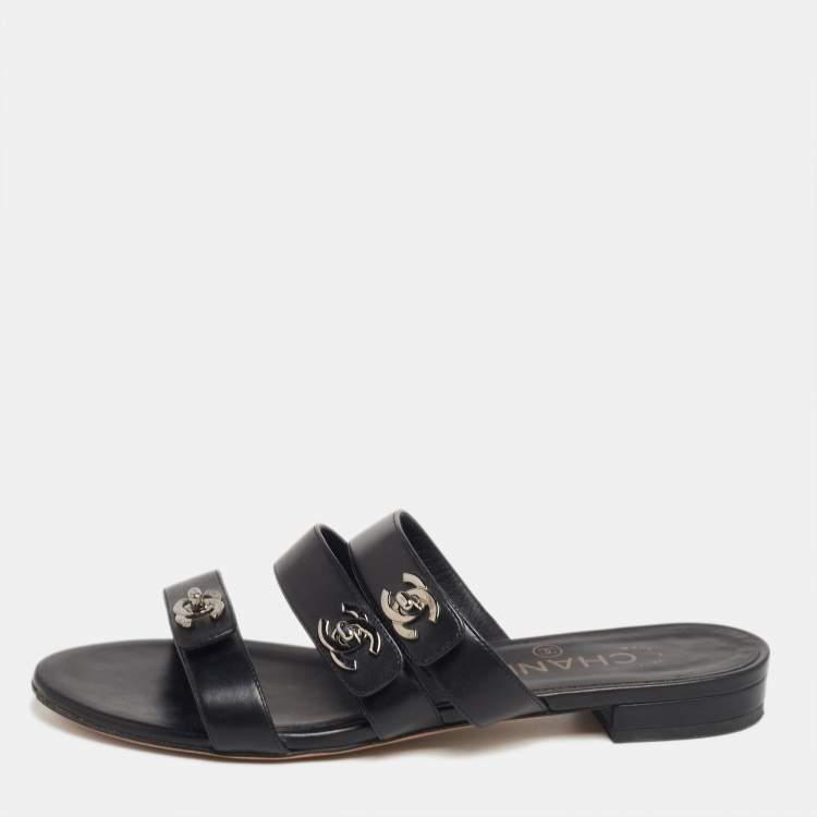 Chanel fashion cc turnlock sandals