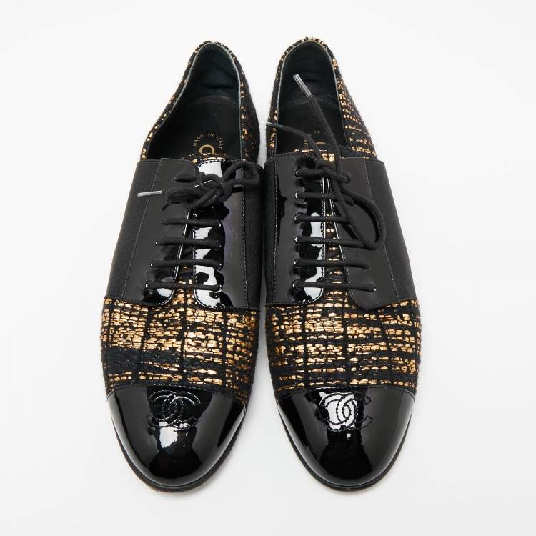 Pre Owned Chanel Black/Gold Tweed And Patent Cap Toe Oxfords Size 38