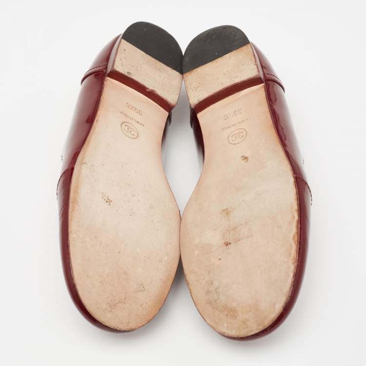 Pre Owned Chanel Burgundy Patent Leather CC Loafers Size 39.5