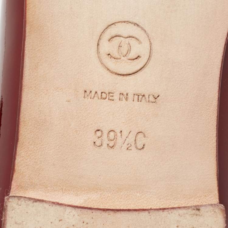Pre Owned Chanel Burgundy Patent Leather CC Loafers Size 39.5