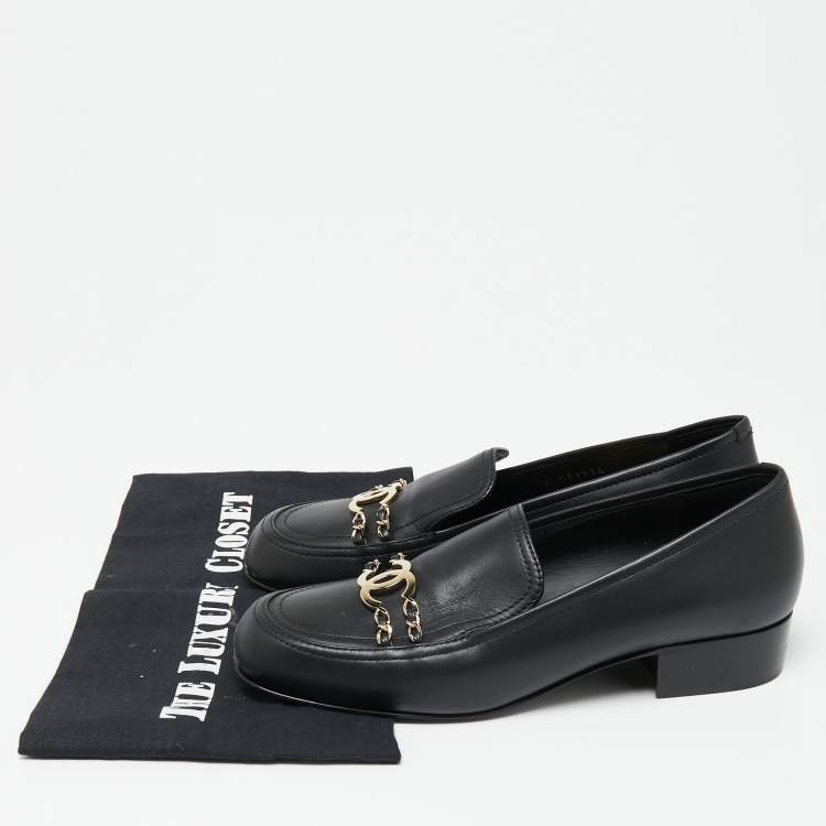 Pre Owned Chanel  Black Leather CC Chain Link Slip On Loafers Size 39