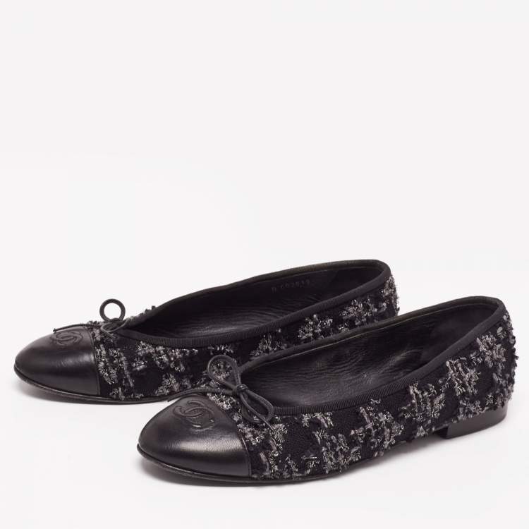 Chanel Black Tweed and Leather Bow CC Cap-Toe Ballet Flats Size 40 Chanel