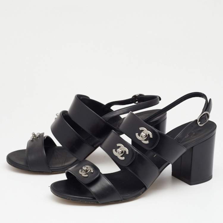 Chanel Black Leather CC Turnlock Sandals Size 38 Chanel