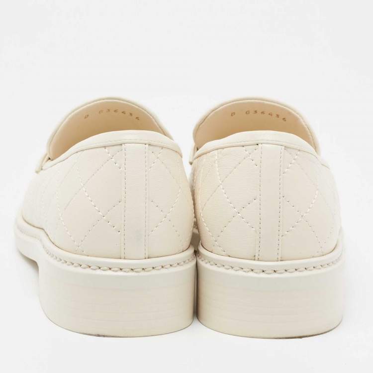 Pre Owned Chanel Off  White Quilted Leather Interlocking CC Logo Loafers Size 36