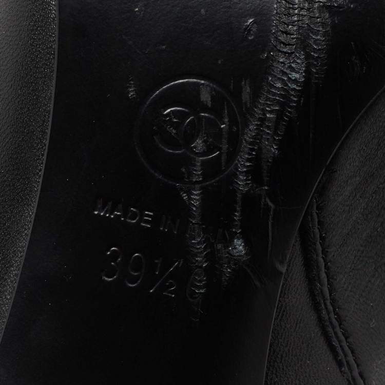 Pre Owned Chanel Black Leather CC Knee High Slip On Boots Size 39.5