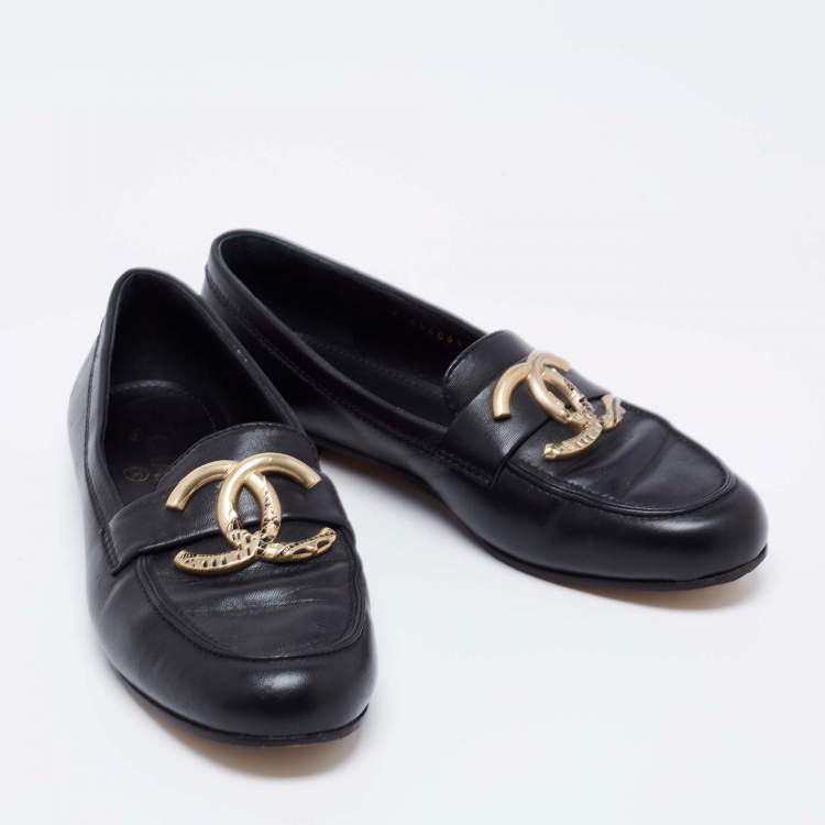 Pre Owned Chanel Black Leather Metal CC Slip On Loafers Size 38.5