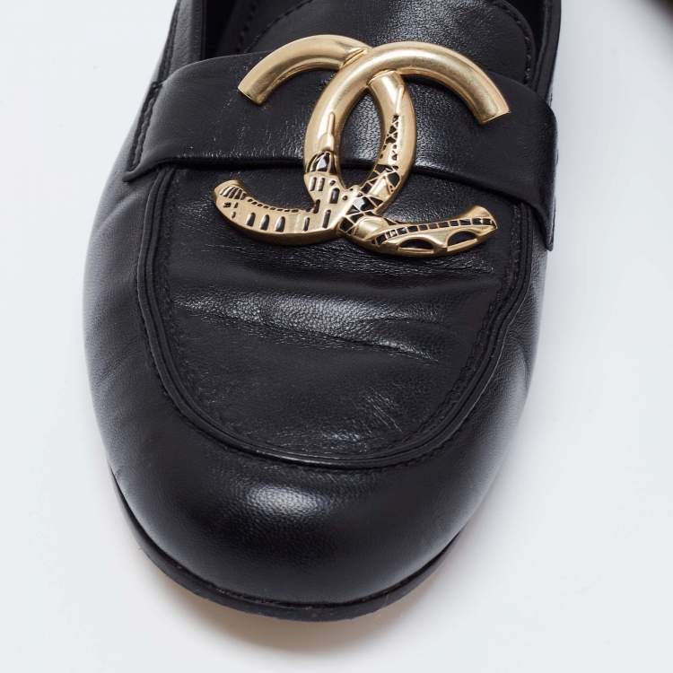 Pre Owned Chanel Black Leather Metal CC Slip On Loafers Size 38.5