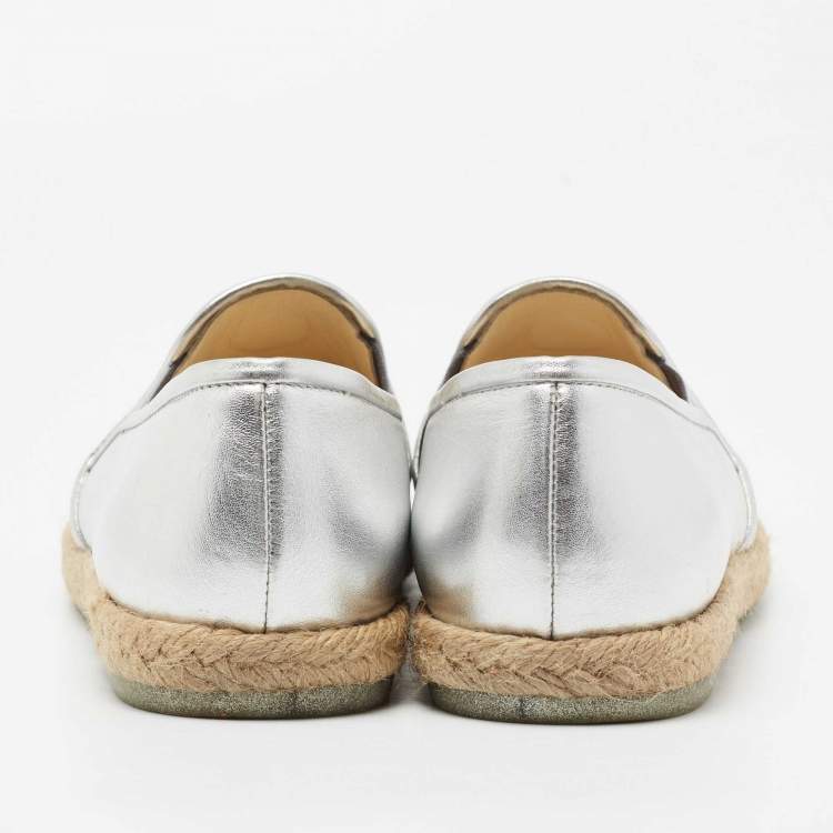 Pre Owned Chanel Metallic Silver Leather CC Espadrille Slip On Loafers Size 38