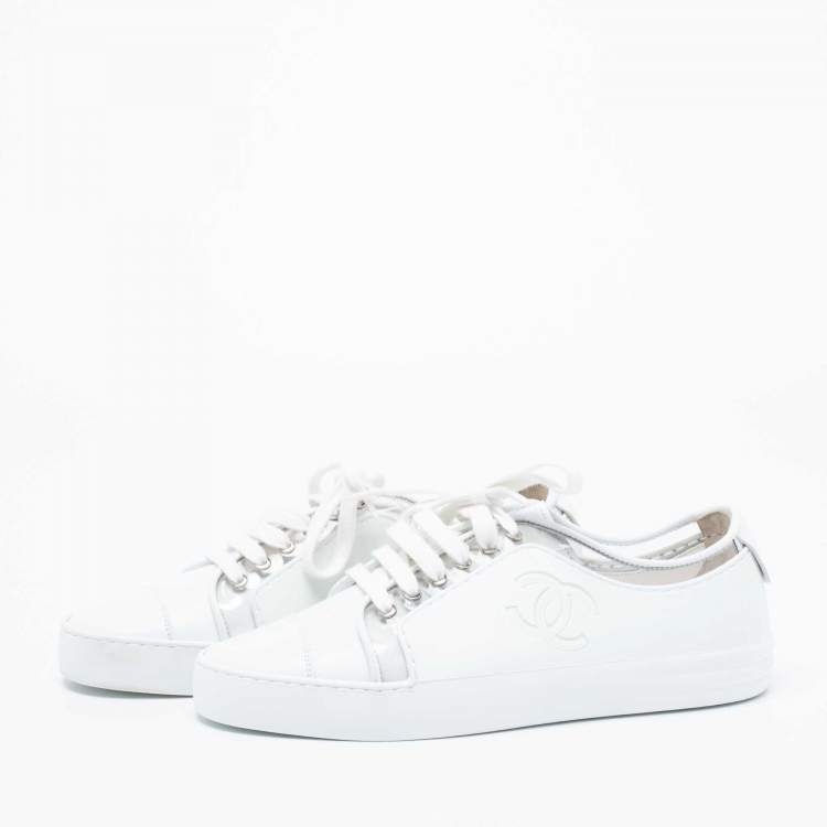 Chanel White Leather and PVC CC Low-Top Sneakers 38.5 Chanel