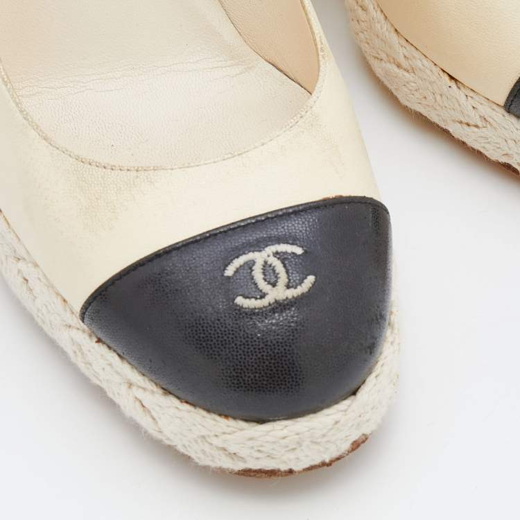 Pre Owned Chanel Cream/Black Leather CC Cap Toe Espadrille Platform Wedge Pumps Size 36.5