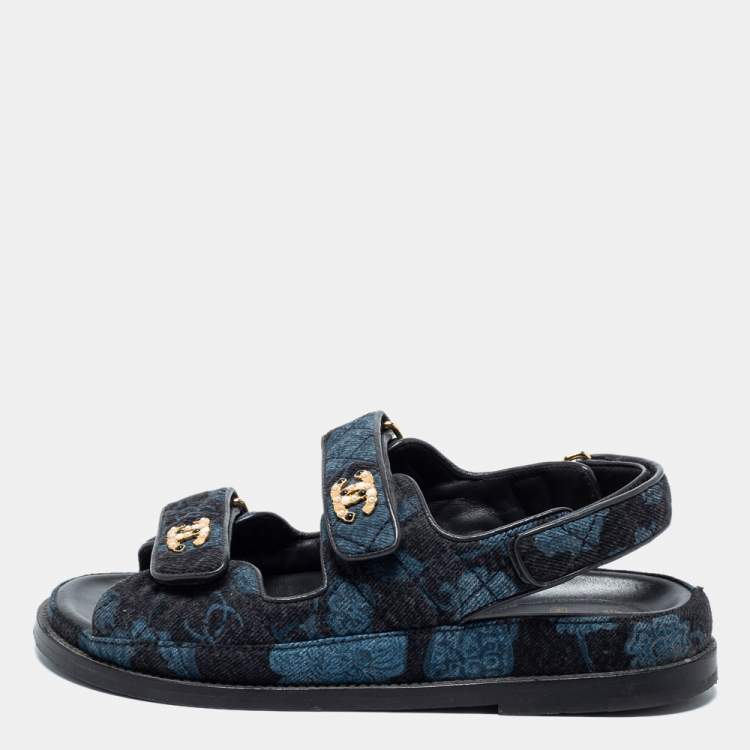 Chanel Navy Blue/Black Printed Denim CC Logo Dad Flat Sandals Size 37 Chanel  | TLC