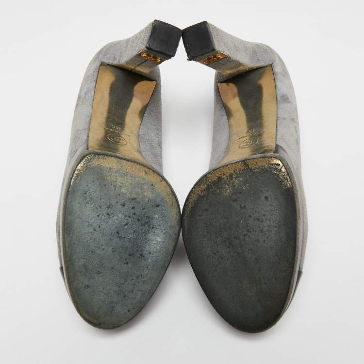 مملوكة مسبقًا Chanel Grey/Dark Brown Suede and Leather Cap Toe Platform Pumps Size 41