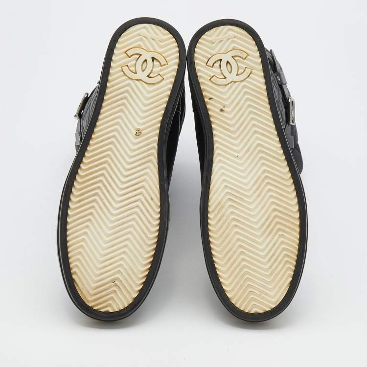 Pre Owned Chanel Black Quilted Leather Mid Calf Length Boots Size 37.5