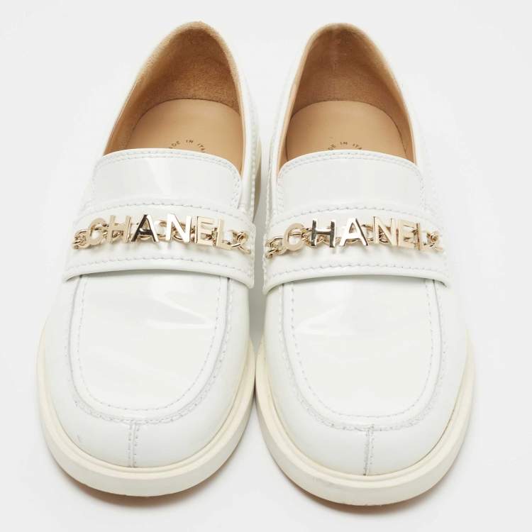 Pre Owned Chanel White Leather Logo Chain Slip On Loafers Size 38