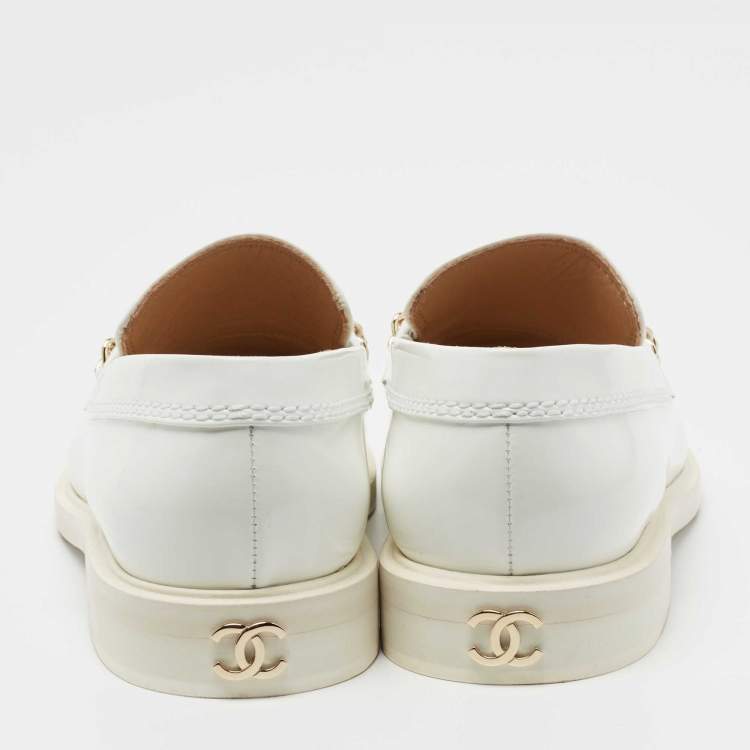 Pre Owned Chanel White Leather Logo Chain Slip On Loafers Size 38