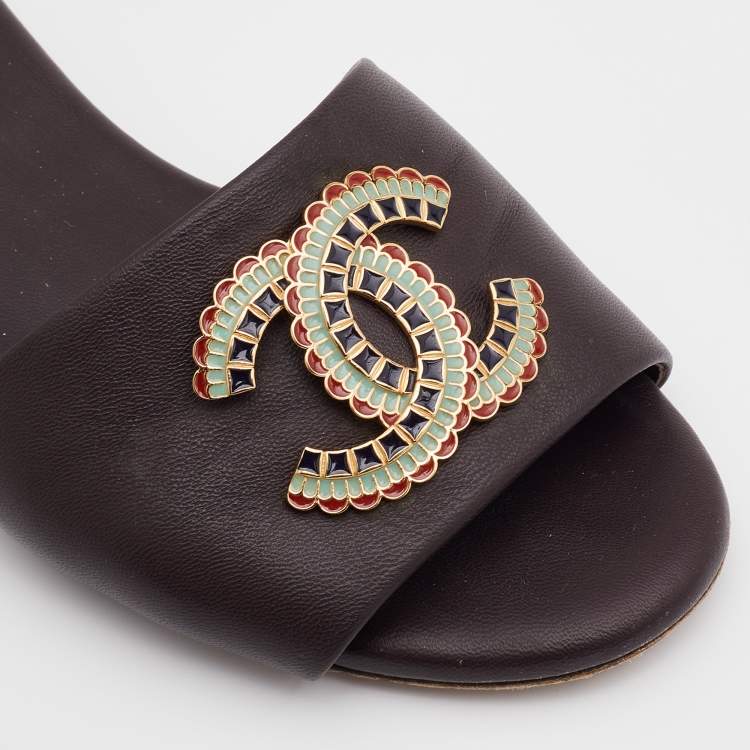 Pre Owned Chanel Dark Brown Leather CC Embellished Flat Slides Size 36.5