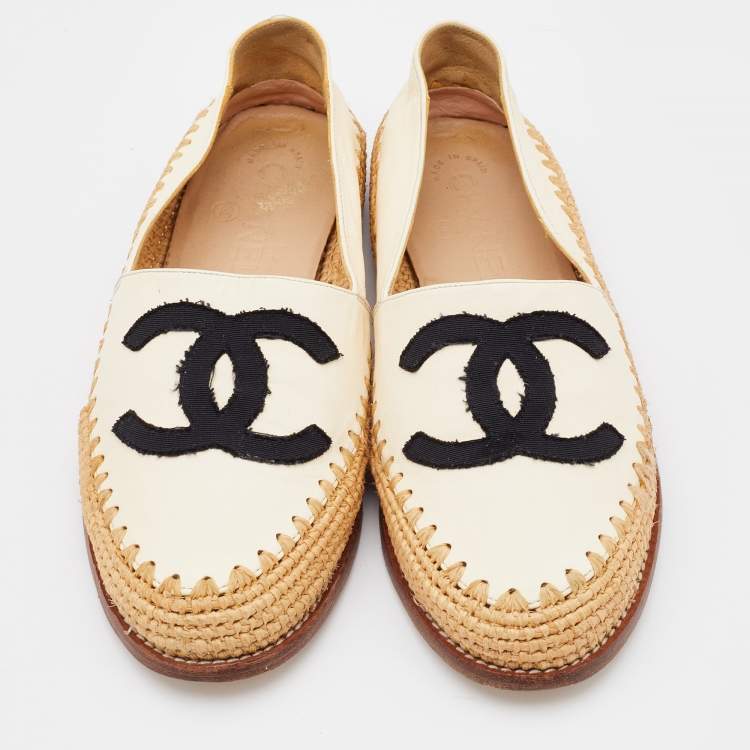 Pre Owned Chanel Cream/Black Leather and Fabric CC Raffia Espadrille Flats Size 36