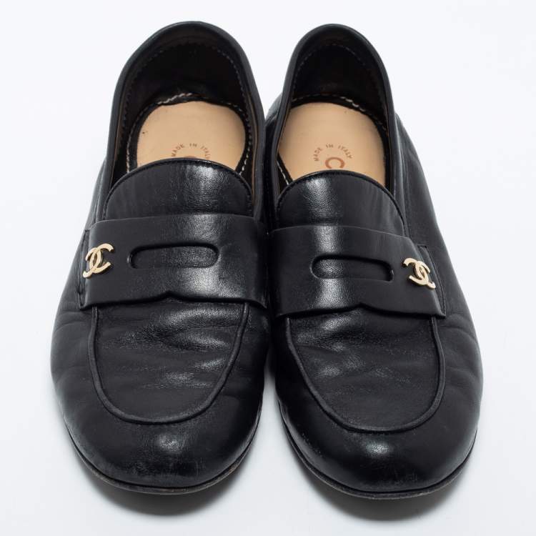 Pre Owned Chanel Black Leather CC Penny Loafers Size 39.5
