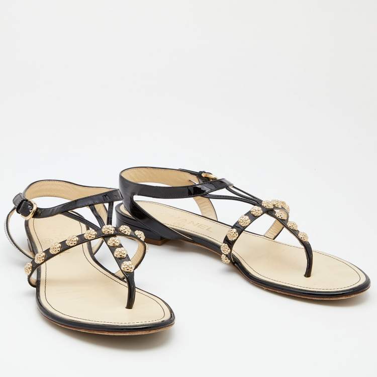 Pre Owned Chanel Black Patent Leather CC Camellia Thong Ankle Flats Size 38.5