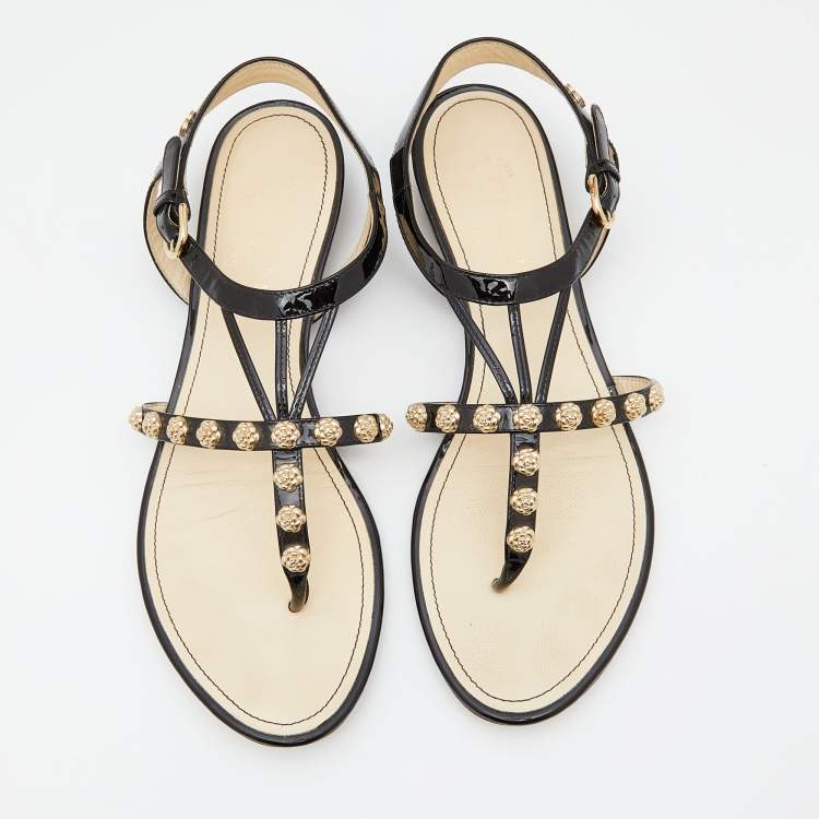 Pre Owned Chanel Black Patent Leather CC Camellia Thong Ankle Flats Size 38.5