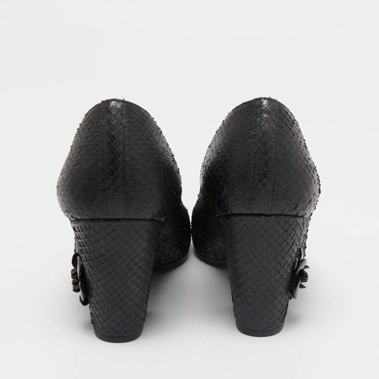 Pre Owned Chanel Black Python and Leather Cap Toe Camellia Block Heel Pumps Size 37