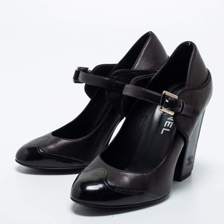 Chanel Black Leather and Patent Cap Toe CC Mary Jane Pumps Size