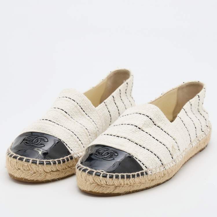 Chanel White/Black Tweed and Patent Leather CC Espadrille Flats