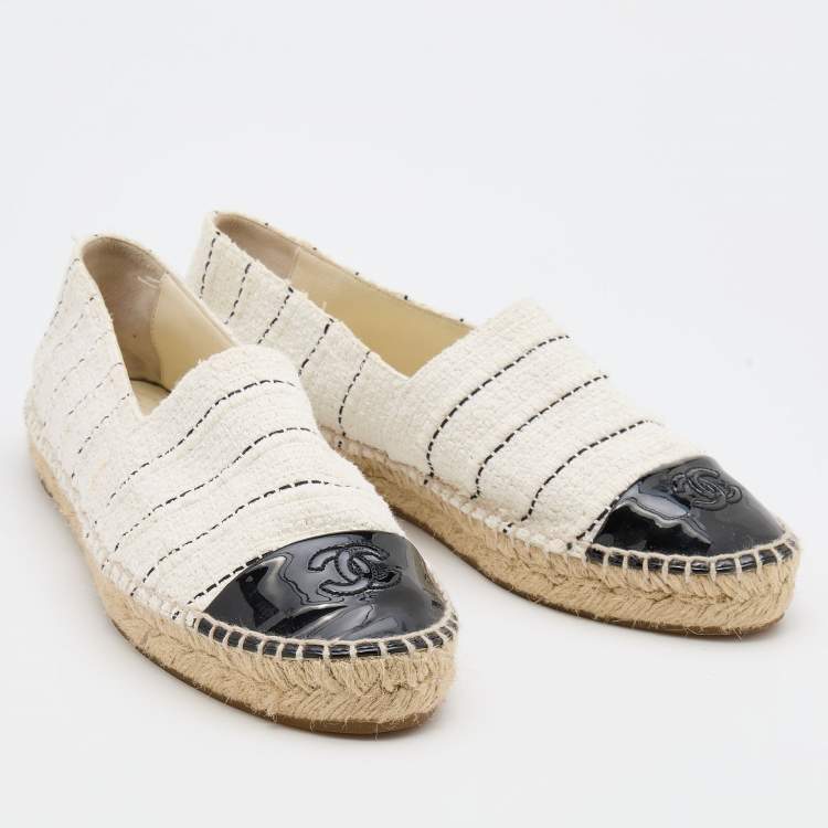 Chanel White/Black Tweed and Patent Leather CC Espadrille Flats Size 39