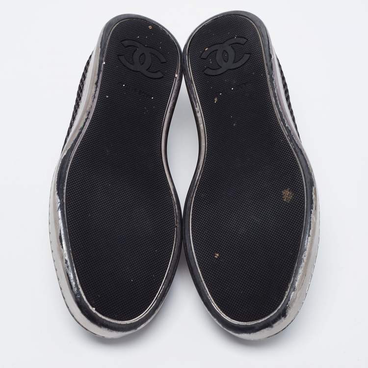 Pre Owned Chanel Black/Grey Mesh and Leather CC Cap Toe Low Top Sneakers Size 38.5
