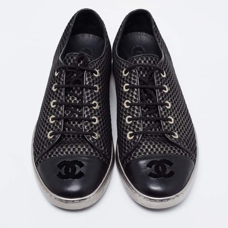 Pre Owned Chanel Black/Grey Mesh and Leather CC Cap Toe Low Top Sneakers Size 38.5