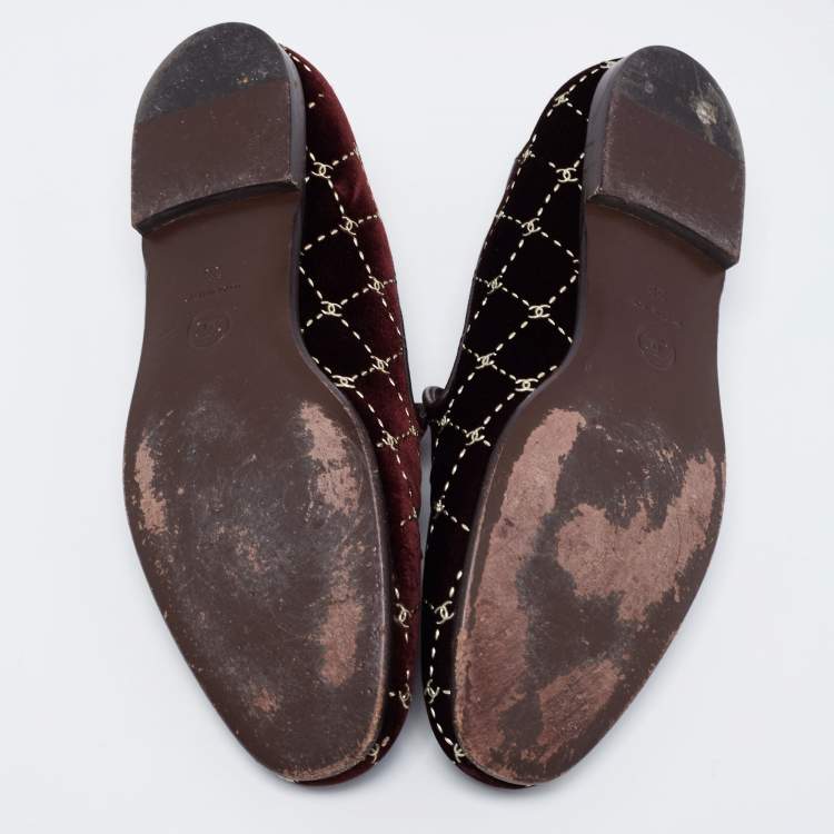 Pre Owned Chanel Burgundy Leather and Quilted Velvet CC Smoking Slippers Size 38