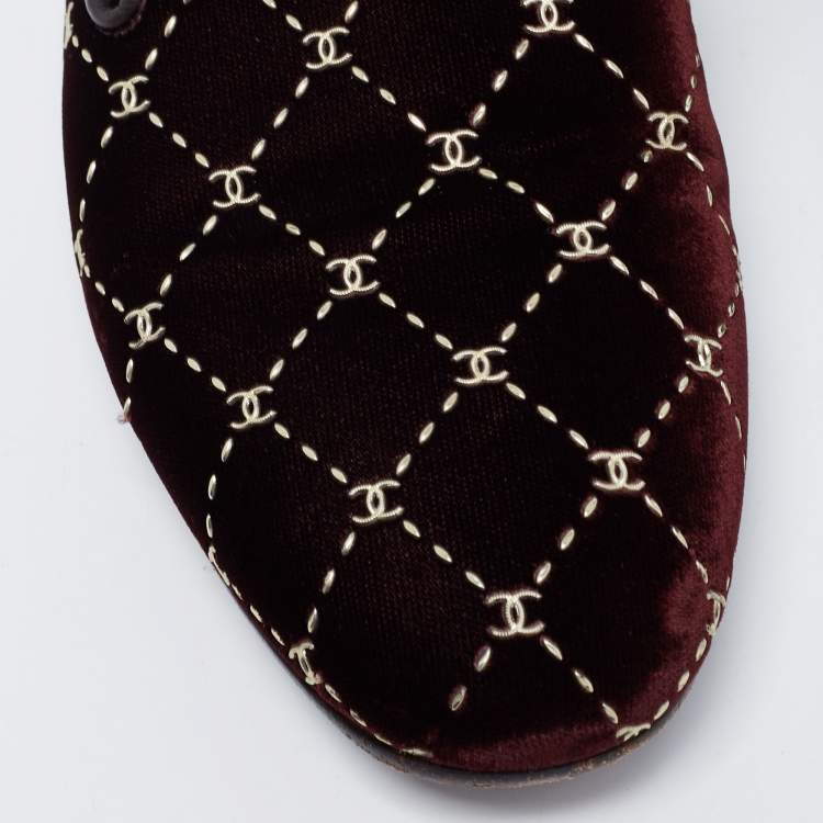 Pre Owned Chanel Burgundy Leather and Quilted Velvet CC Smoking Slippers Size 38