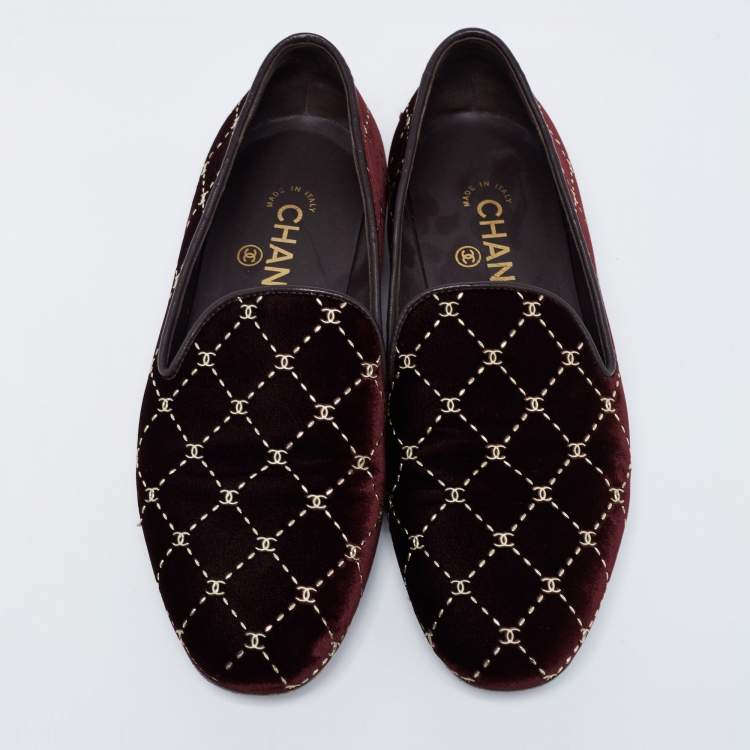 Pre Owned Chanel Burgundy Leather and Quilted Velvet CC Smoking Slippers Size 38