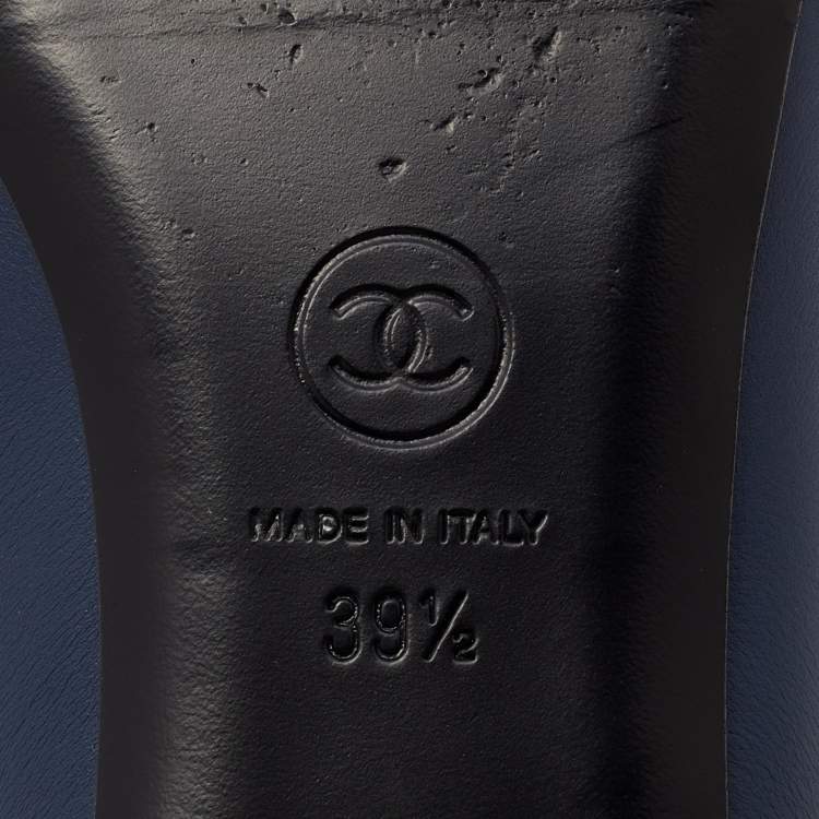 Pre Owned Chanel Blue/Black Leather CC Ballet Flats Size 39.5