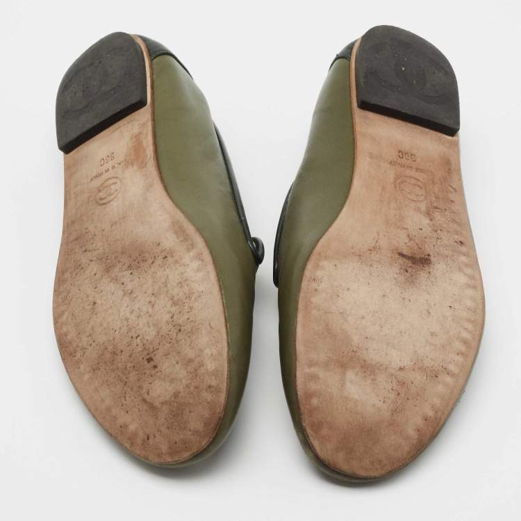 Pre Owned Chanel Olive Green Leather CC Slip On Smoking Slippers Size 36