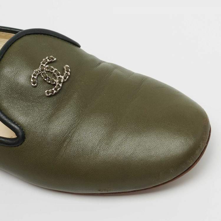 Pre Owned Chanel Olive Green Leather CC Slip On Smoking Slippers Size 36