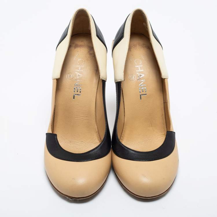 Pre Owned Chanel Tricolor Leather Round Toe Pumps Size 38