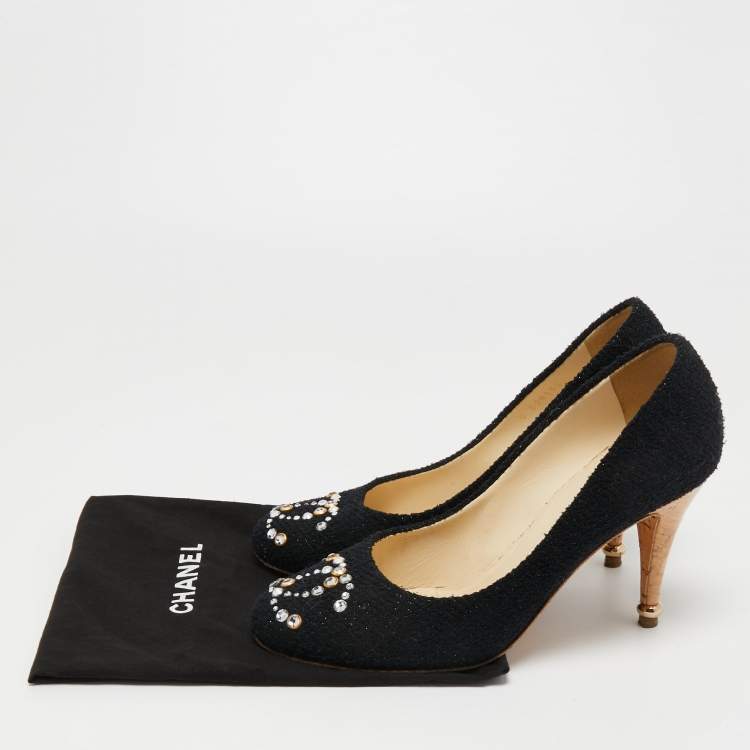 Pre Owned Chanel Black Tweed Crystal CC Embellished Pumps Size 39