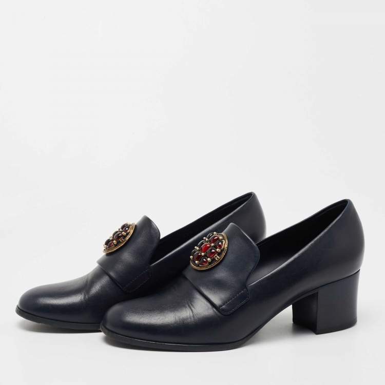 Pre Owned Chanel Navy Blue Leather Buckle Loafer Pumps Size 40