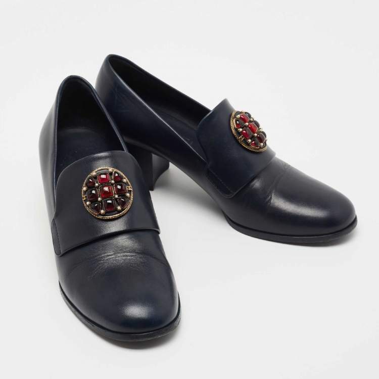 Pre Owned Chanel Navy Blue Leather Buckle Loafer Pumps Size 40