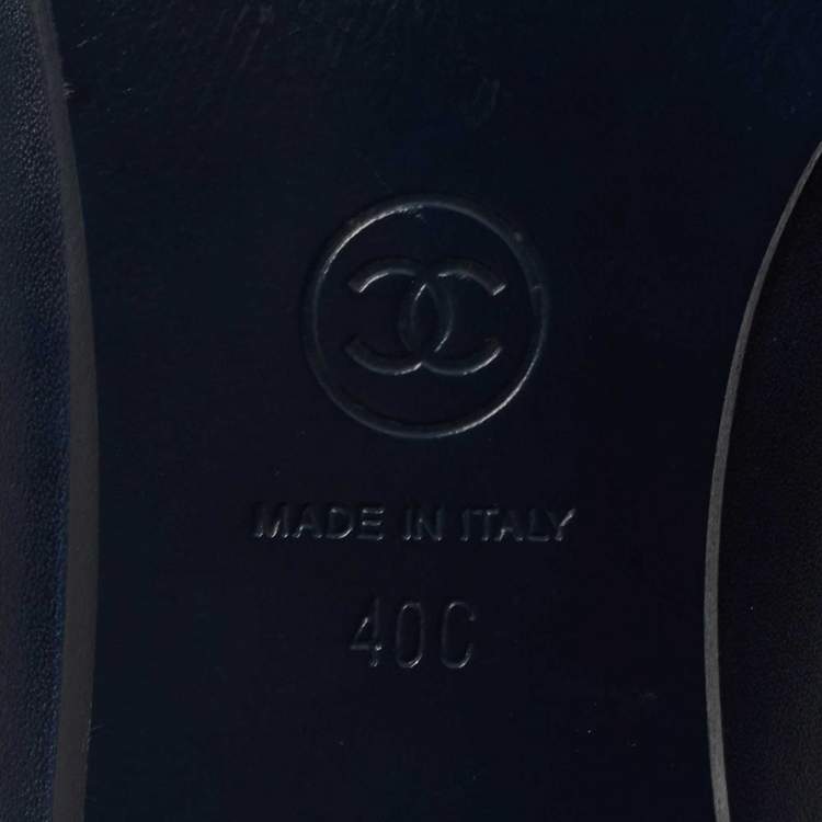 Pre Owned Chanel Navy Blue Leather Buckle Loafer Pumps Size 40