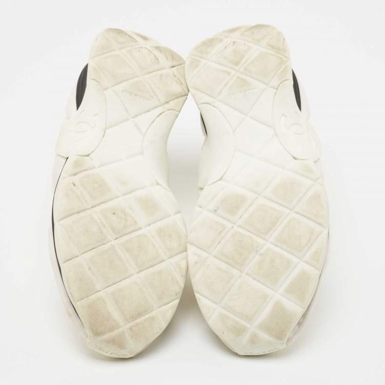 Pre Owned Chanel White Fabric Sock Sneakers Size 37