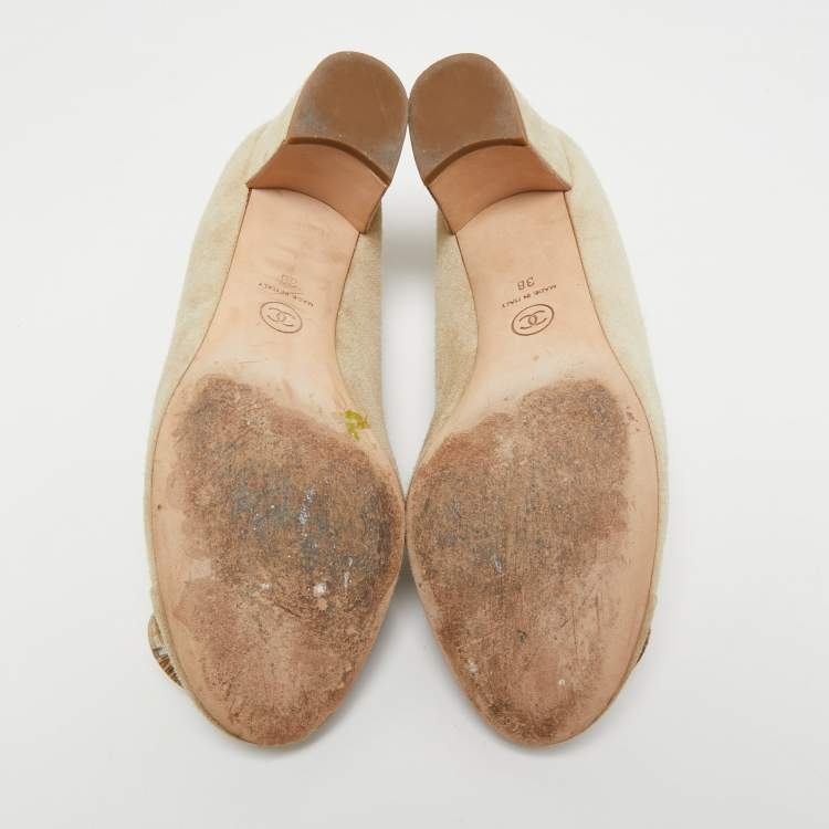 Pre Owned Chanel Beige Suede Camelia Pumps Size 38