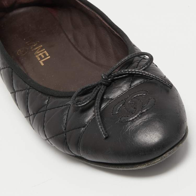 Pre Owned Chanel Black Quilted Leather CC Bow Ballet Flats Size 40