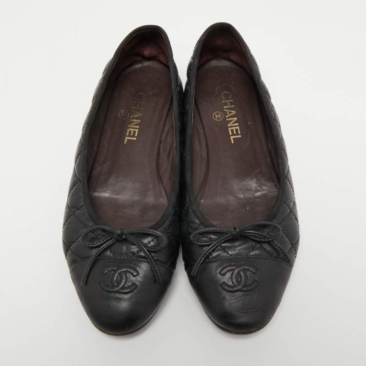 Pre Owned Chanel Black Quilted Leather CC Bow Ballet Flats Size 40