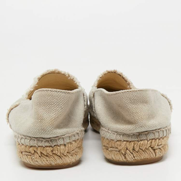 Pre Owned Chanel Beige/Black Canvas CC Espadrilles Flats Size 39